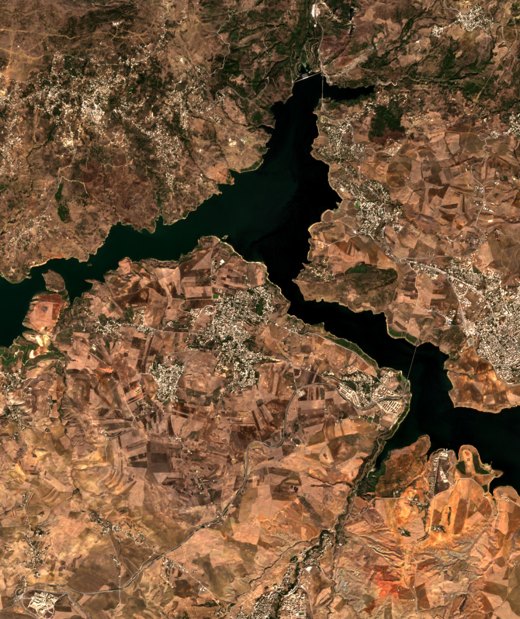 Watching reservoirs from space: satellite view used in the workshop